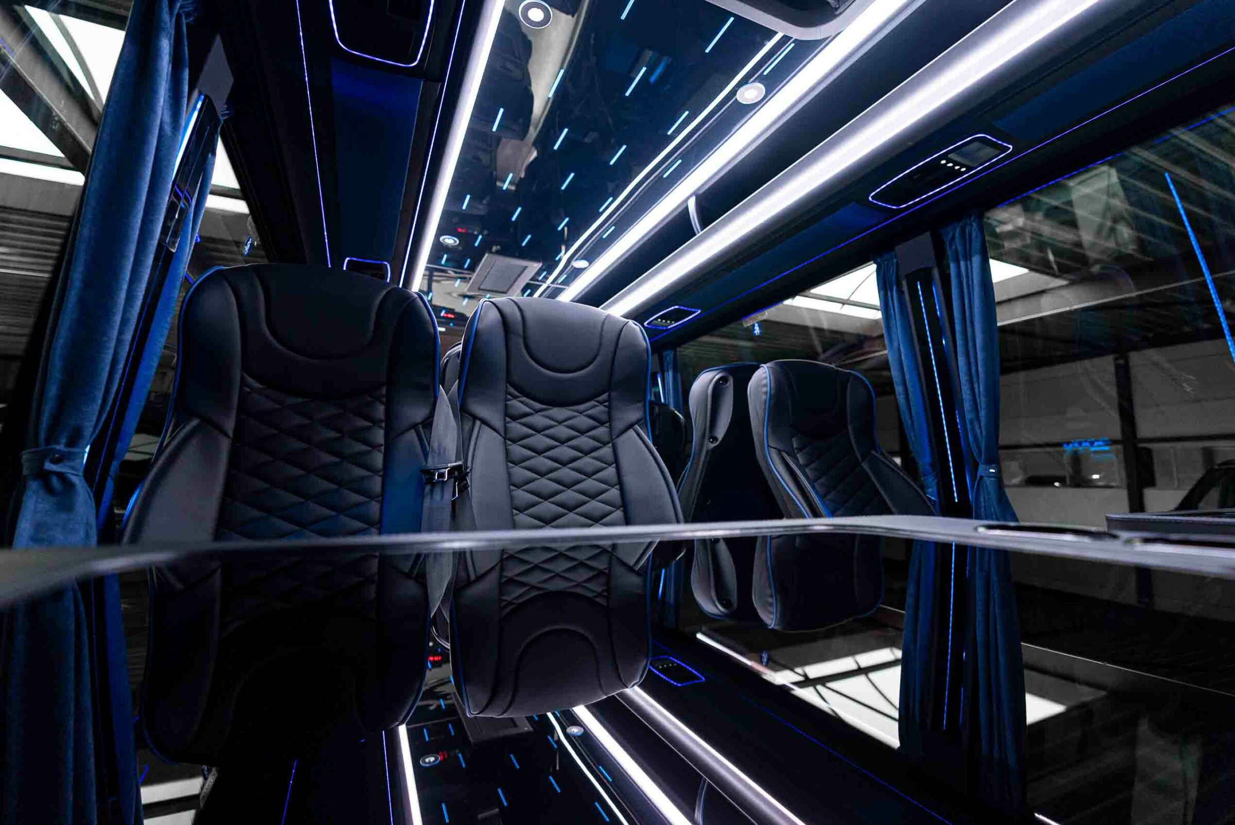 Location de bus et cars VIP pour vos déplacements en groupe | Belgium ...